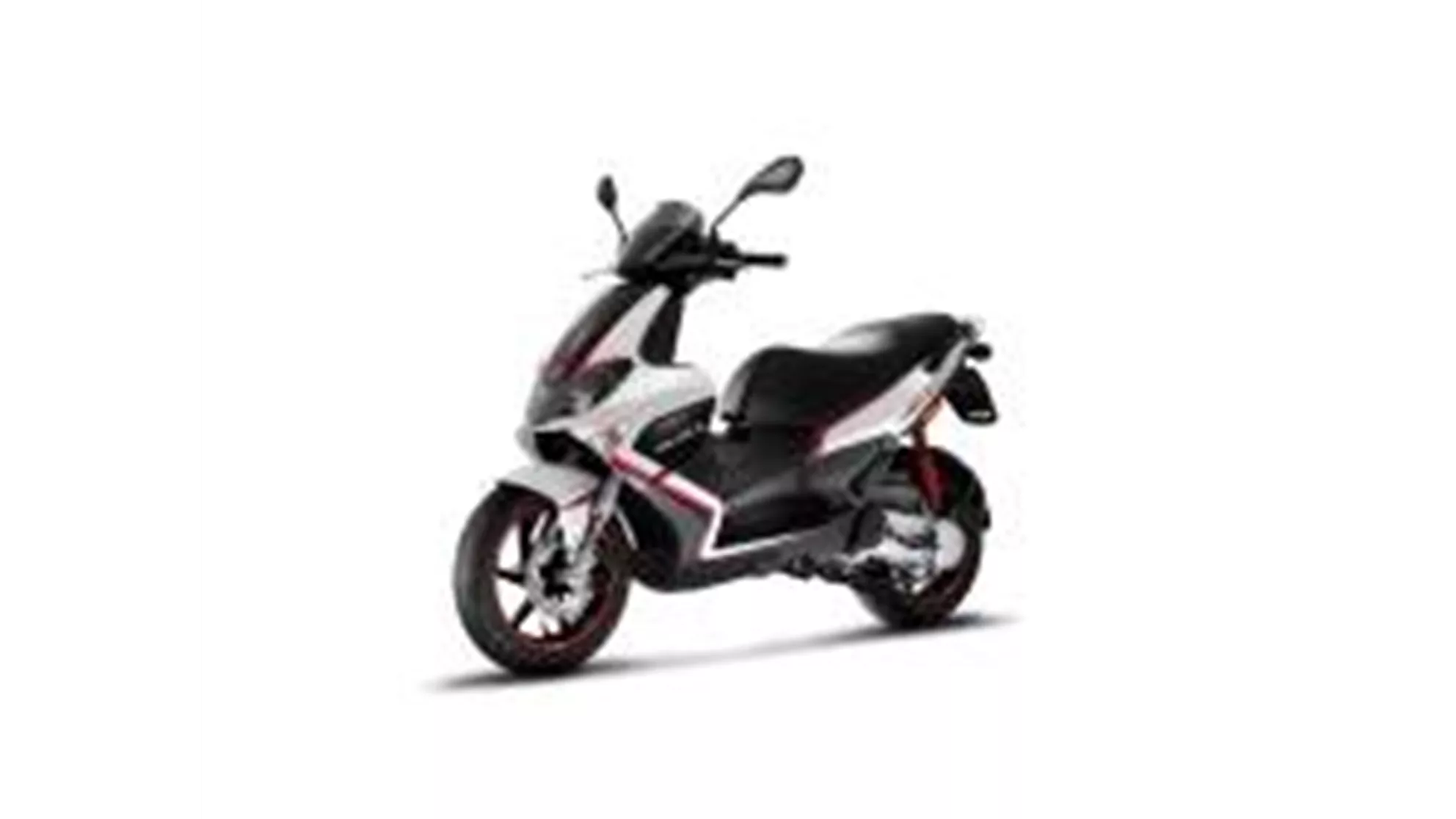Gilera RUNNER 125 ST - Image 2 Gilera RUNNER 125 ST - Image 2