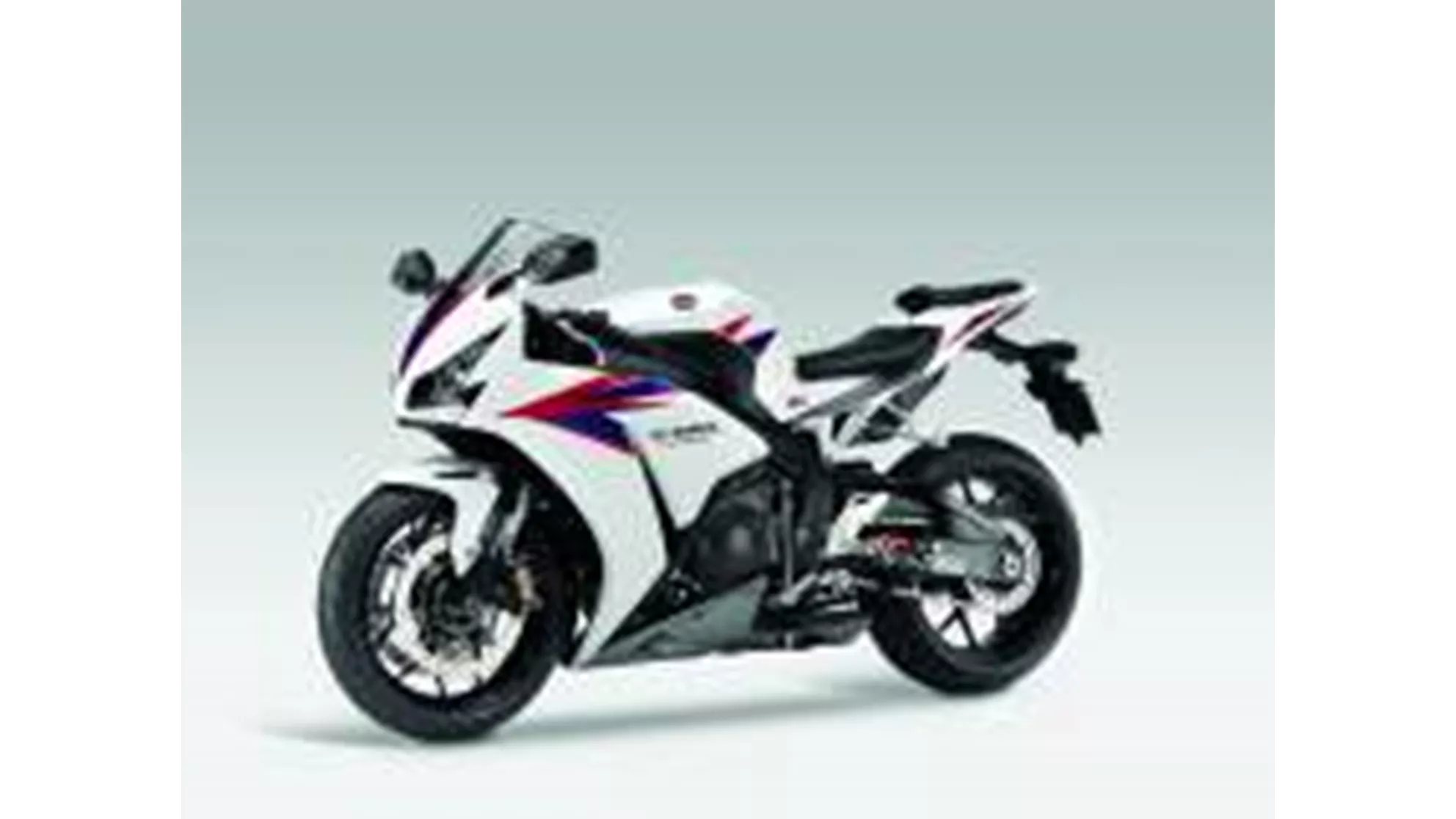 Honda CBR1000RR Fireblade - Image 3 Honda CBR1000RR Fireblade - Image 3