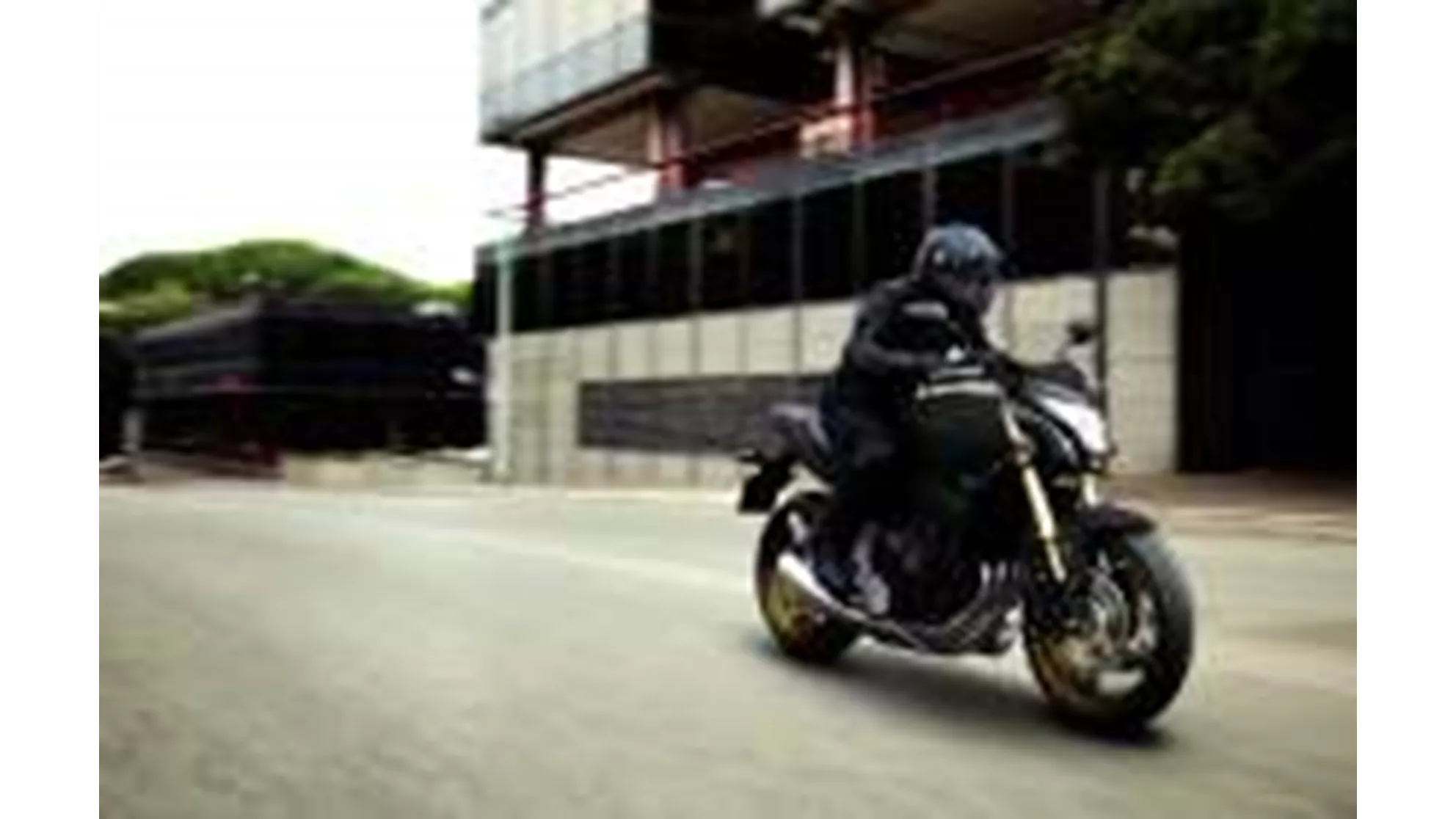 Honda CB 600 F Hornet - Image 4 Honda CB 600 F Hornet - Image 4