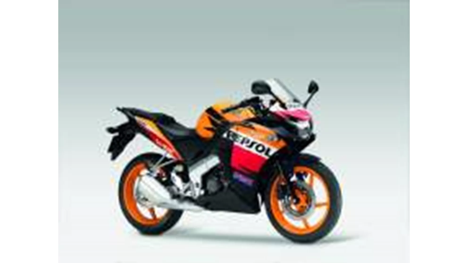 Honda CBR 125 R - Image 2 Honda CBR 125 R - Image 2