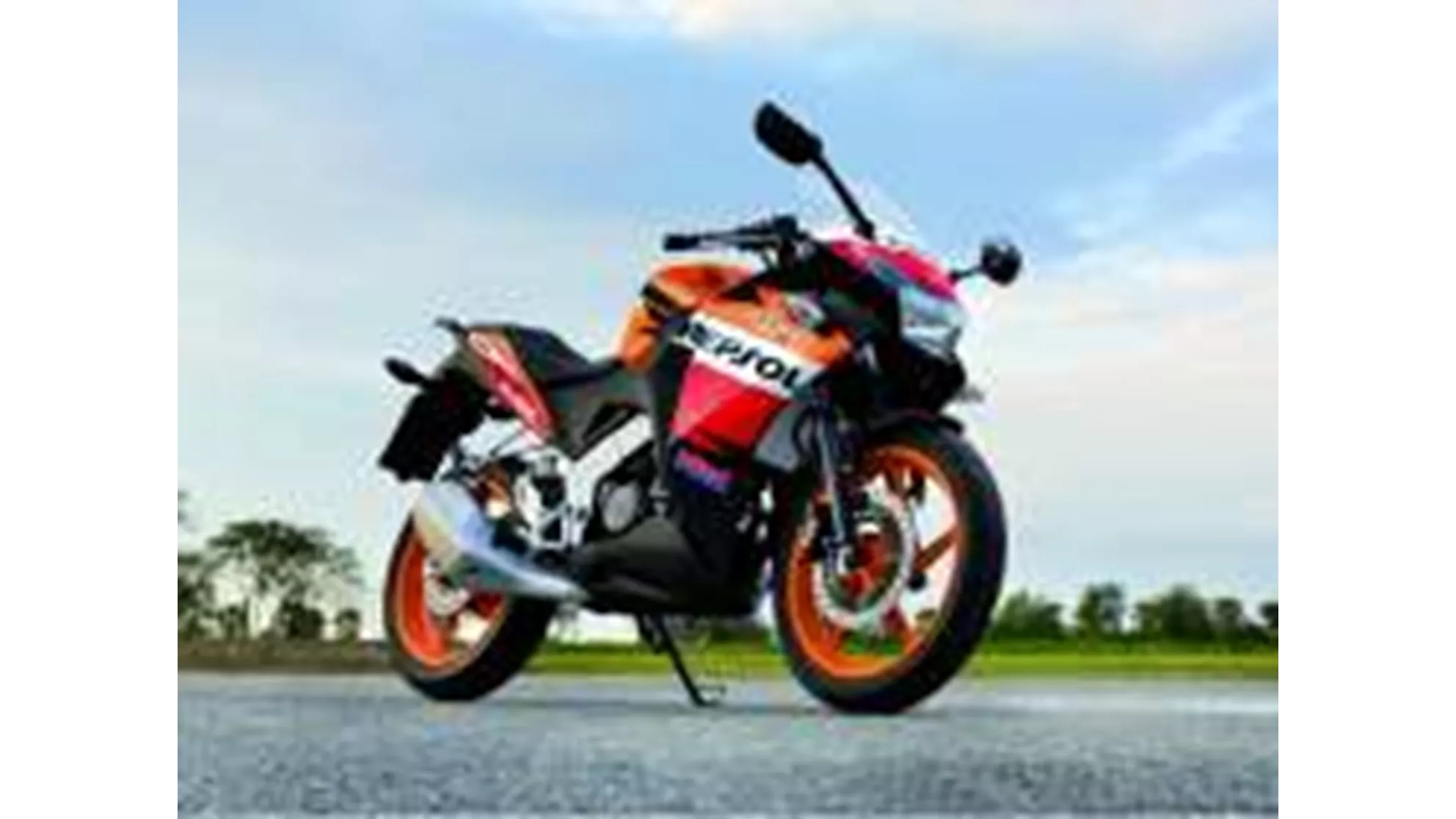 Honda CBR 125 R - Image 3 Honda CBR 125 R - Image 3