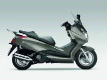 Honda FES 125 S-Wing 2012 - Bild 2 Honda FES 125 S-Wing 2012 - Bild 2