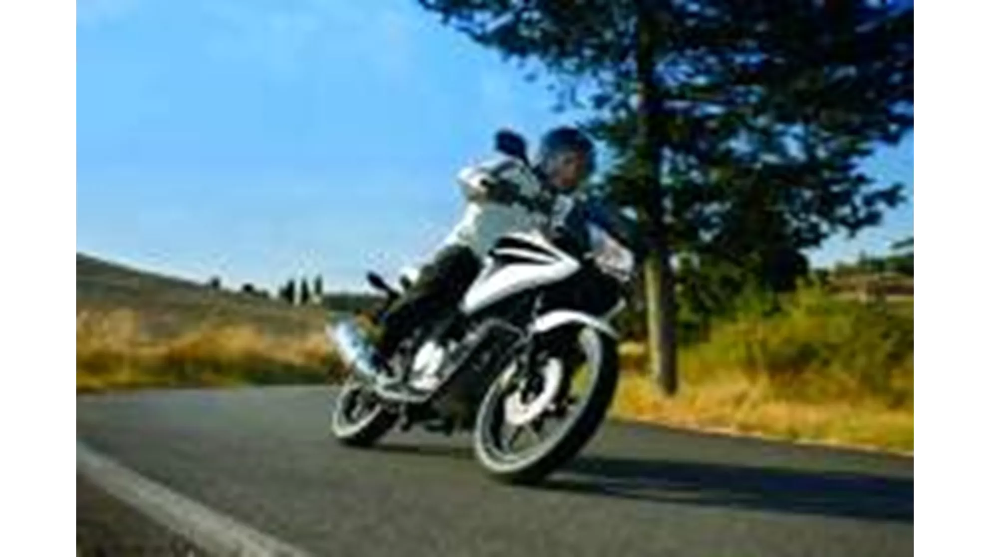 Honda CBF 125 - Image 9 Honda CBF 125 - Image 9