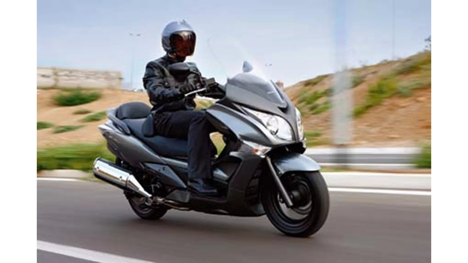 Honda SW-T 400 - Image 10 Honda SW-T 400 - Image 10