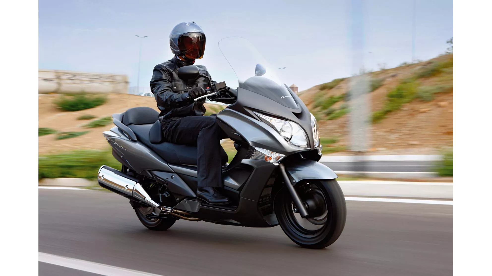Honda SW-T 400 - Image 11 Honda SW-T 400 - Image 11