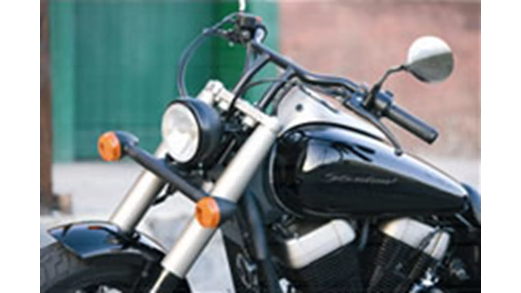 Honda VT 750 DC Black Spirit - Image 2 Honda VT 750 DC Black Spirit - Image 2