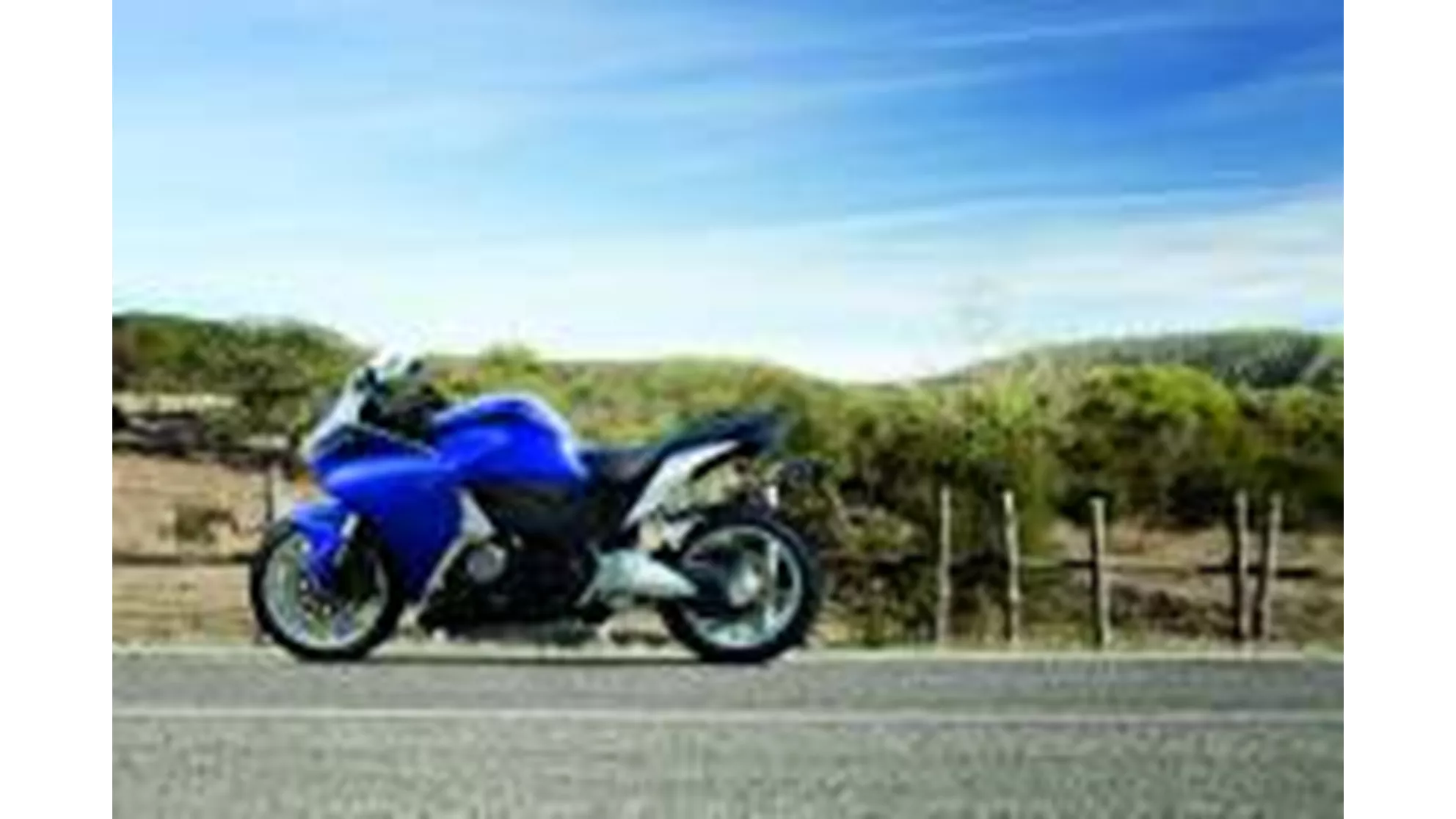 Honda VFR 1200 F - Image 5 Honda VFR 1200 F - Image 5