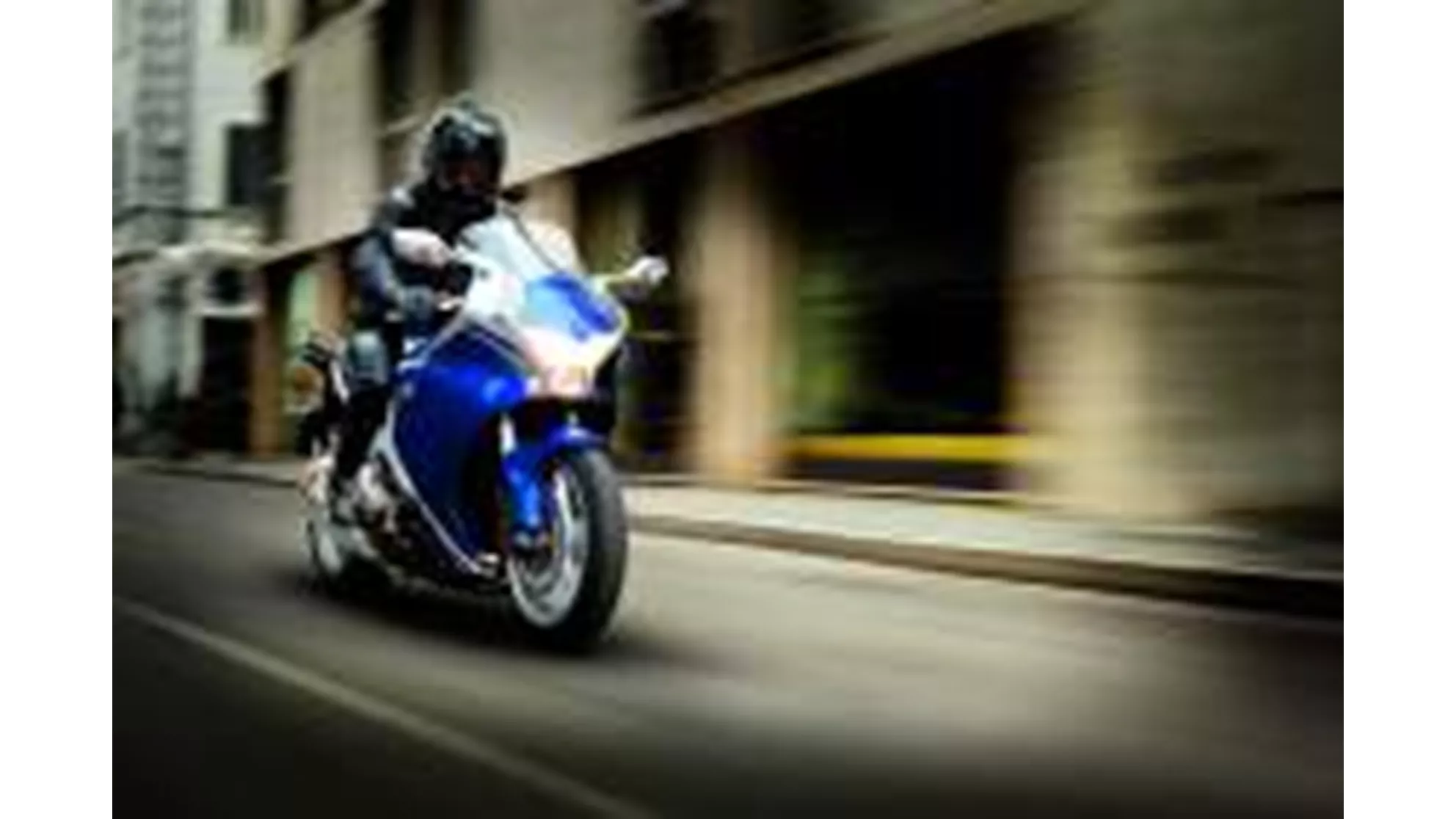 Honda VFR 1200 F - Image 7 Honda VFR 1200 F - Image 7