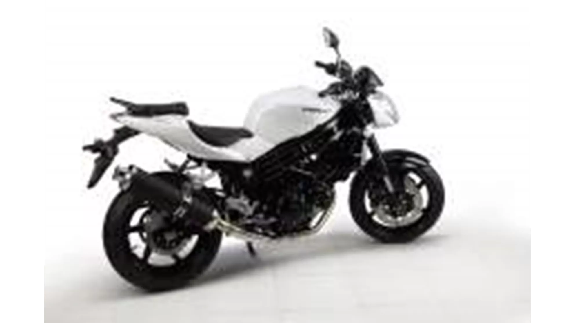 Hyosung GT 650i Naked - Image 2 Hyosung GT 650i Naked - Image 2