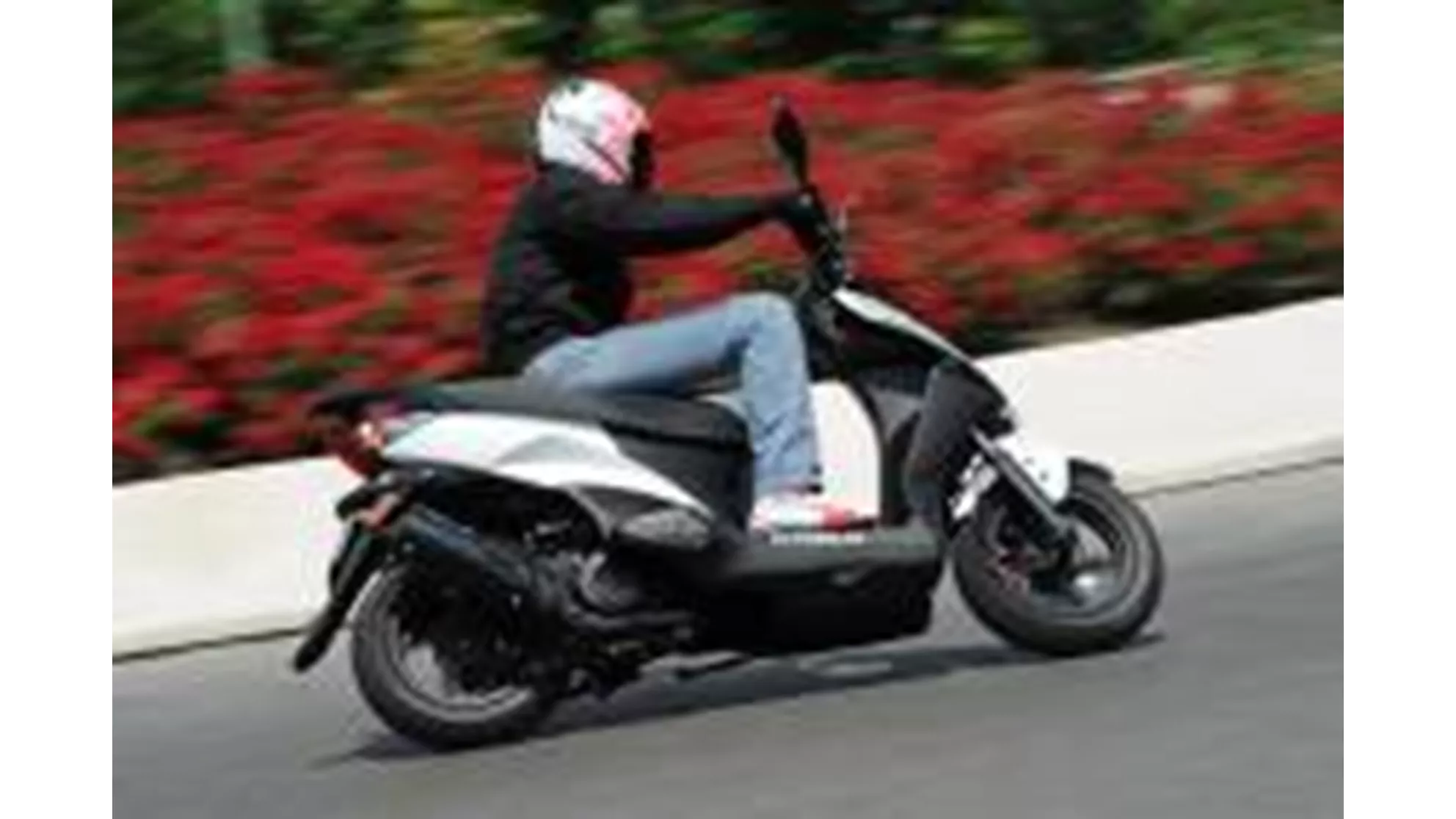 Kymco Agility RS Naked 50 - Image 1 Kymco Agility RS Naked 50 - Image 1