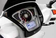 Kymco People GT 125i 2012 - Bild 3