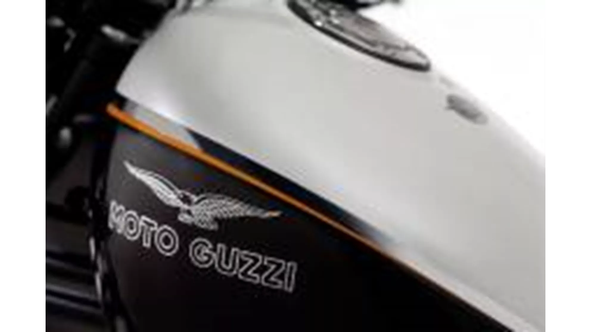 Moto Guzzi Nevada 750 Anniversario - Image 4 Moto Guzzi Nevada 750 Anniversario - Image 4