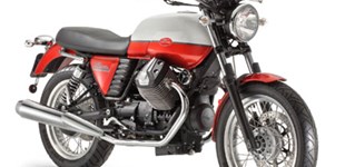Kawasaki W800 2023 vs Moto Guzzi V7 750 Special 2012