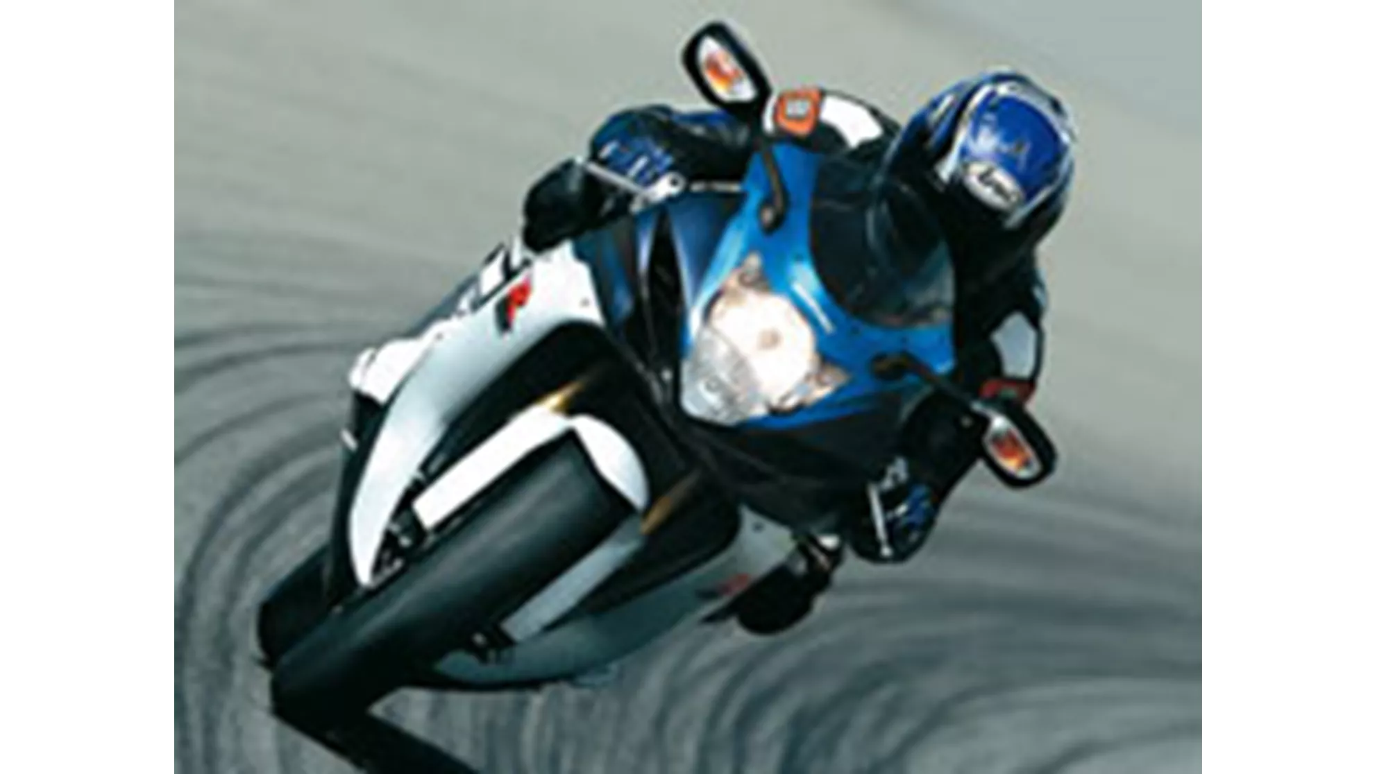 Suzuki GSX-R 750 - Image 3 Suzuki GSX-R 750 - Image 3