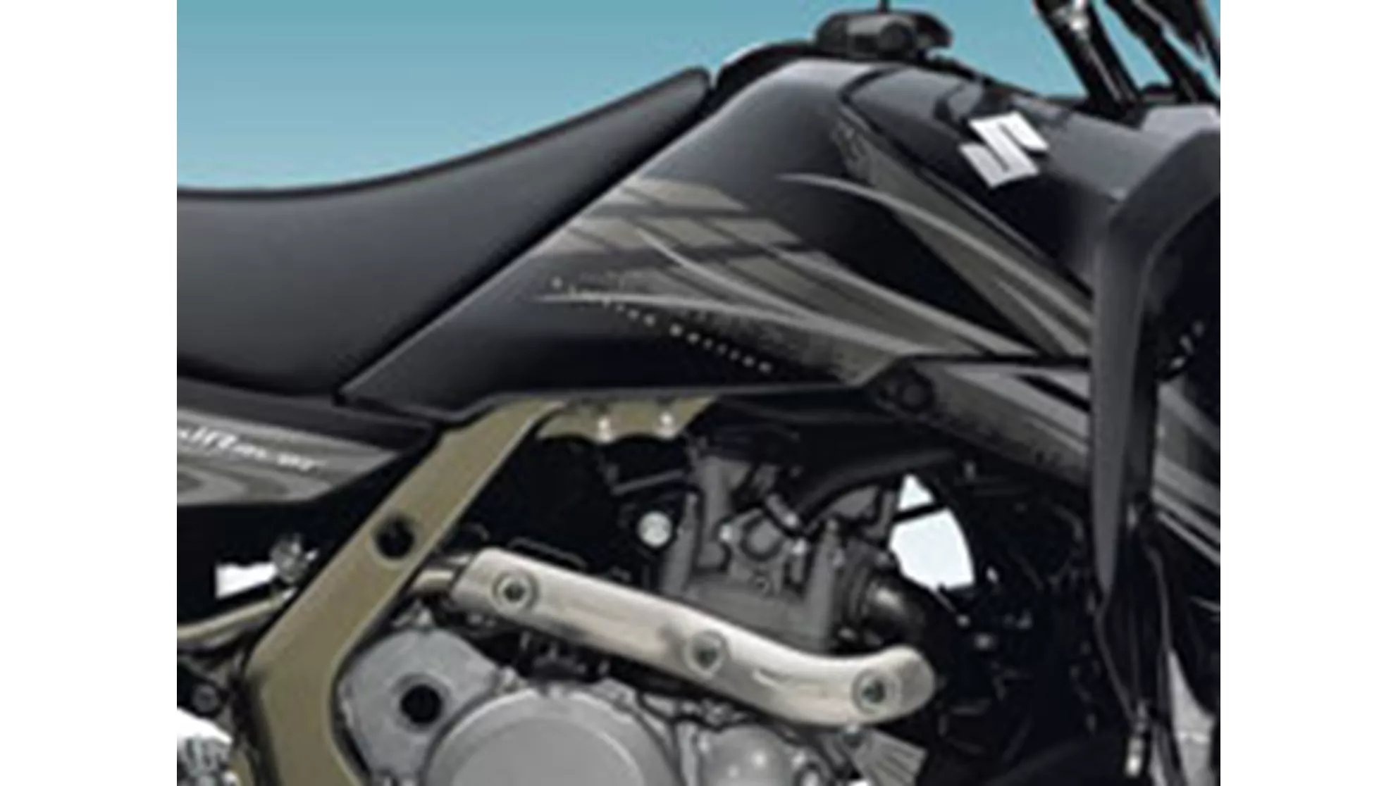 Suzuki QuadRacer 450 - Image 8 Suzuki QuadRacer 450 - Image 8