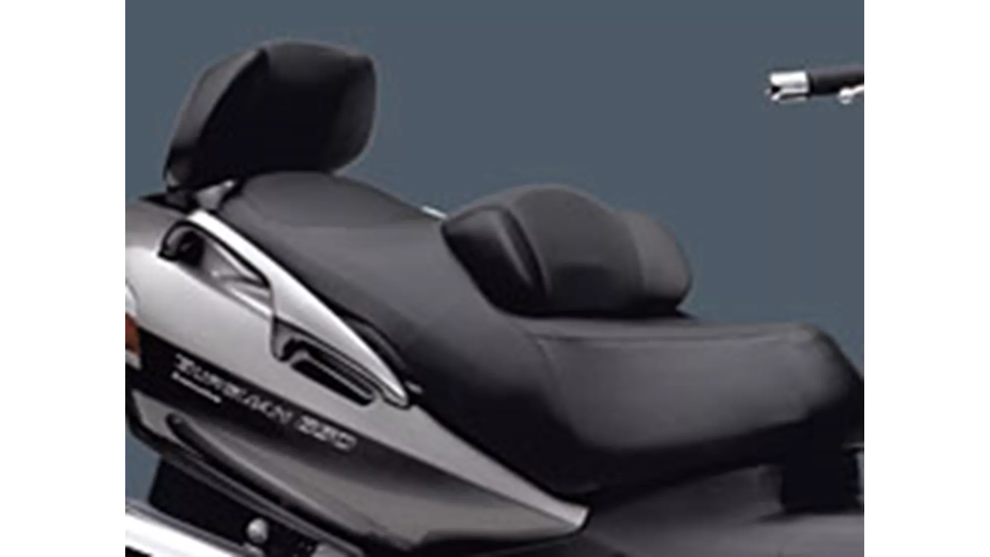 Suzuki Burgman 650 Executive - Image 4 Suzuki Burgman 650 Executive - Image 4