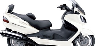 Suzuki Burgman 650 Executive 2012 vs Honda SW-T600 2012