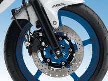 Suzuki SFV 650 Gladius 2012 - Bild 8 Suzuki SFV 650 Gladius 2012 - Bild 8