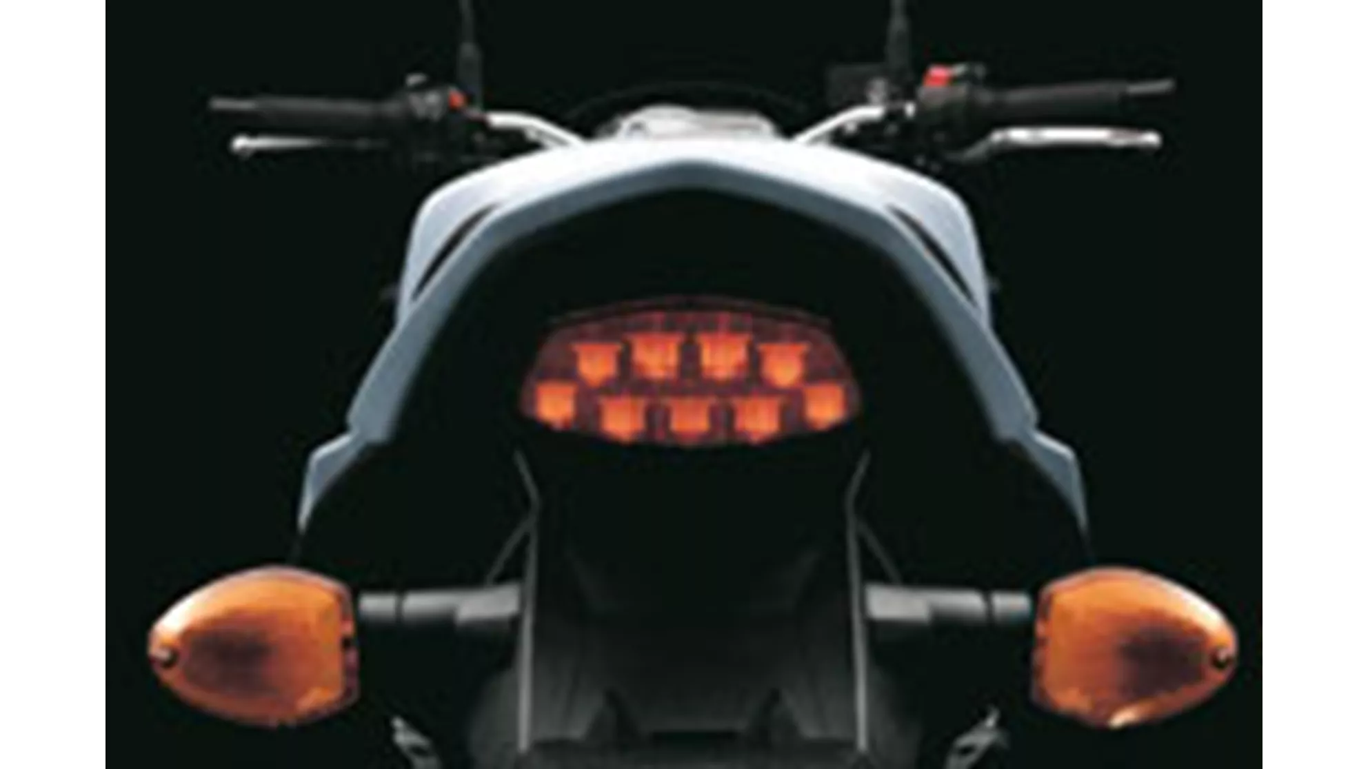 Suzuki GSR 750 - Image 9 Suzuki GSR 750 - Image 9