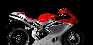 Yamaha R1 2023 vs MV Agusta F4 1000 R 2012