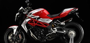 MV Agusta Brutale 1090 R 2015 vs MV Agusta Brutale 1090 RR 2012