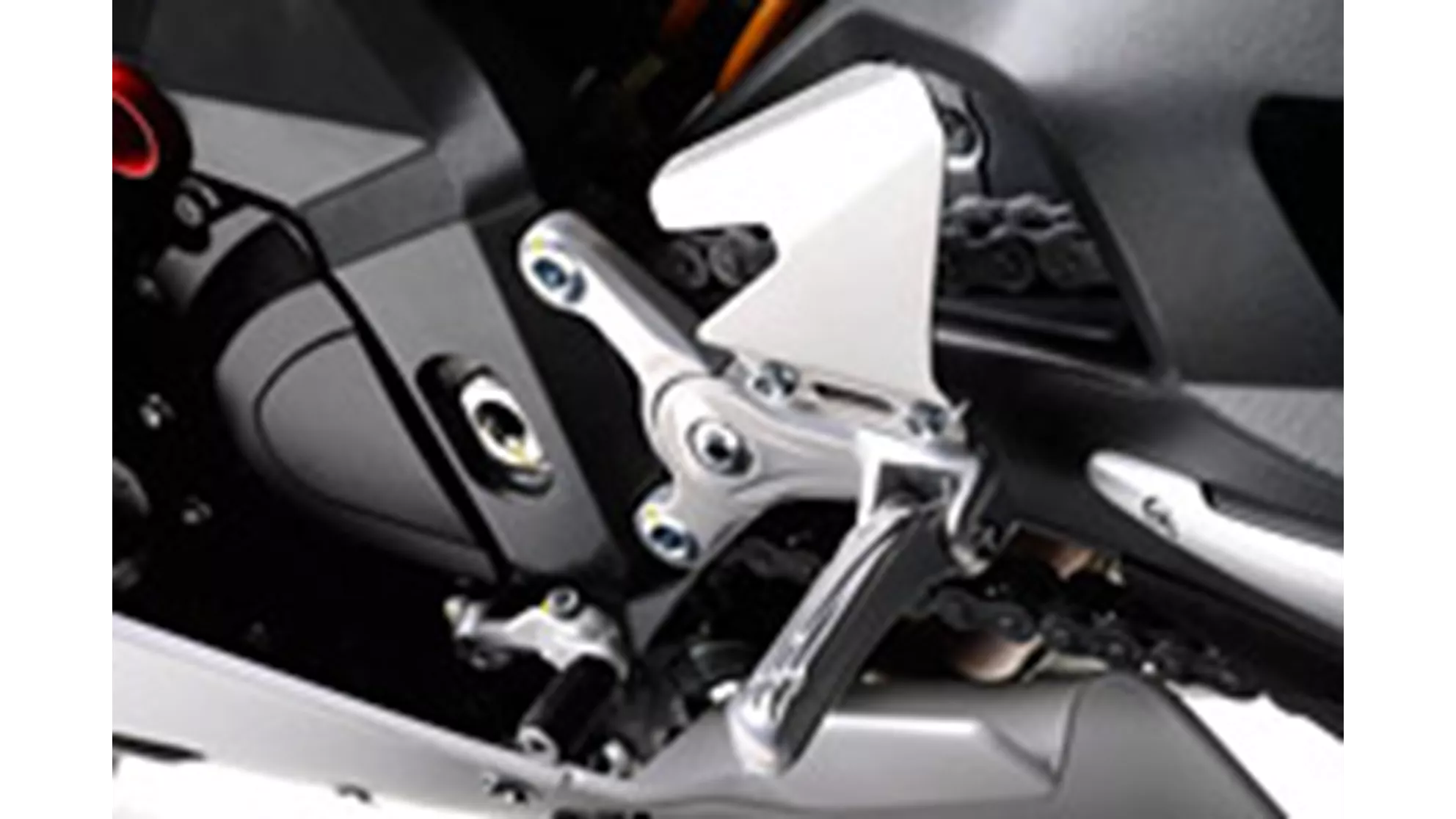 MV Agusta F4 1000 RR - Image 6 MV Agusta F4 1000 RR - Image 6