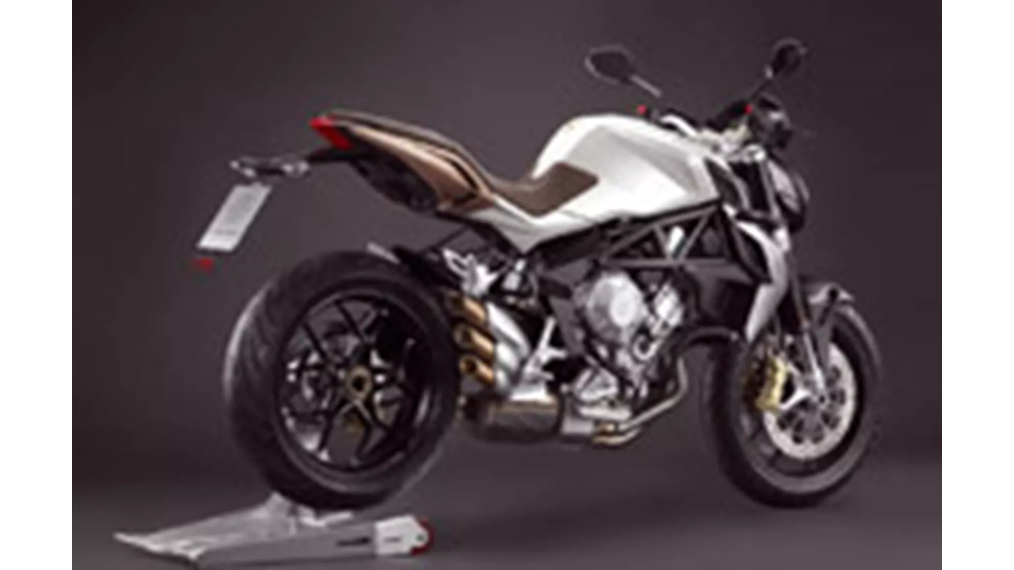 MV Agusta Brutale 675 - Image 4 MV Agusta Brutale 675 - Image 4