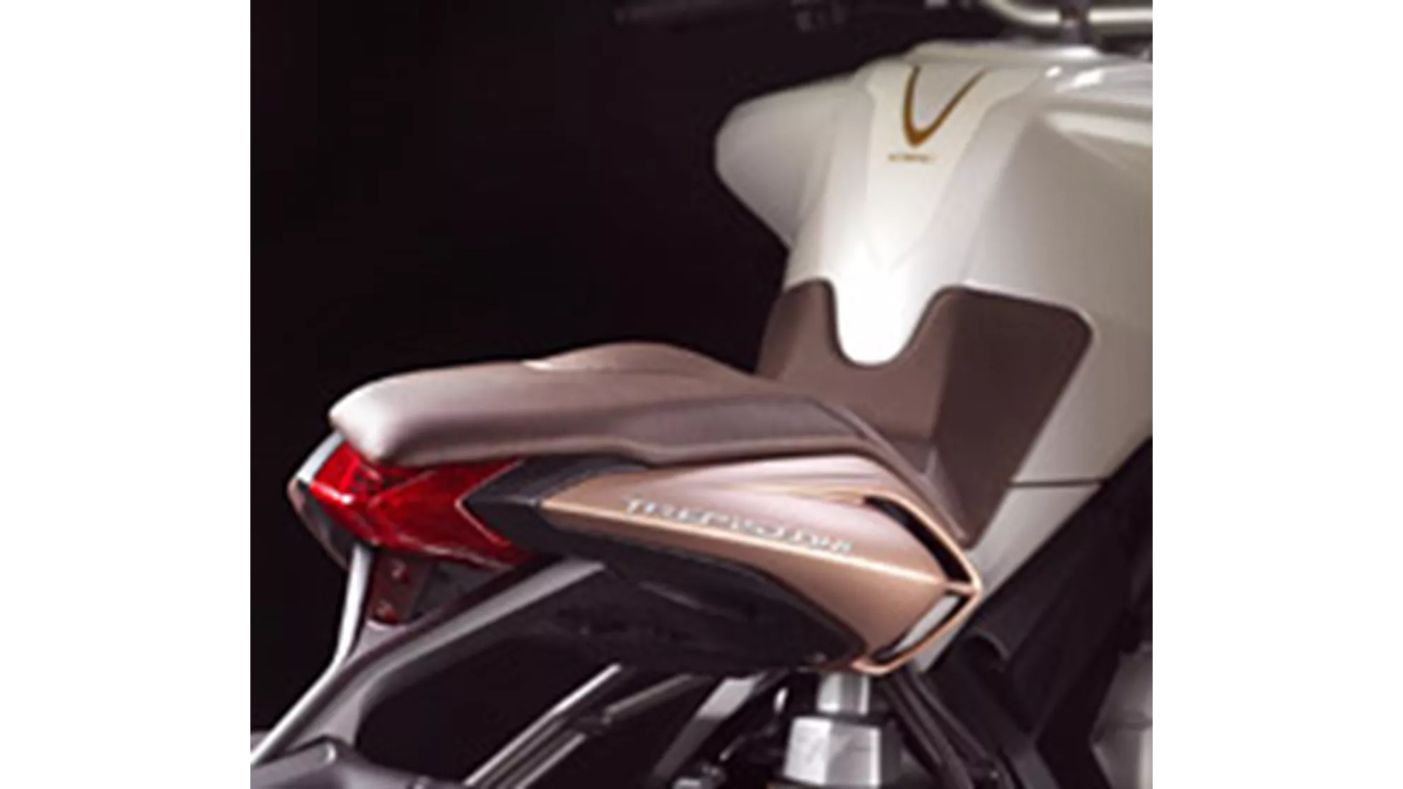 MV Agusta Brutale 675 - Image 9 MV Agusta Brutale 675 - Image 9