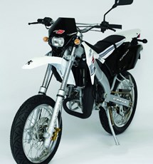 Peugeot XPS Supermoto 50 2012 - Bild 2 Peugeot XPS Supermoto 50 2012 - Bild 2