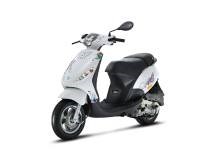 Piaggio Zip 50 2T 2012 - Bild 2 Piaggio Zip 50 2T 2012 - Bild 2