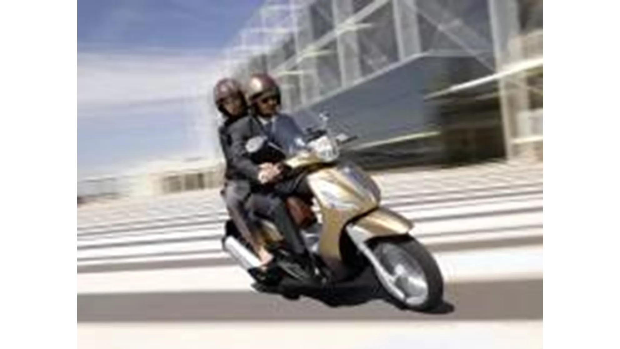 Piaggio Beverly 300 i.e. - Image 6 Piaggio Beverly 300 i.e. - Image 6