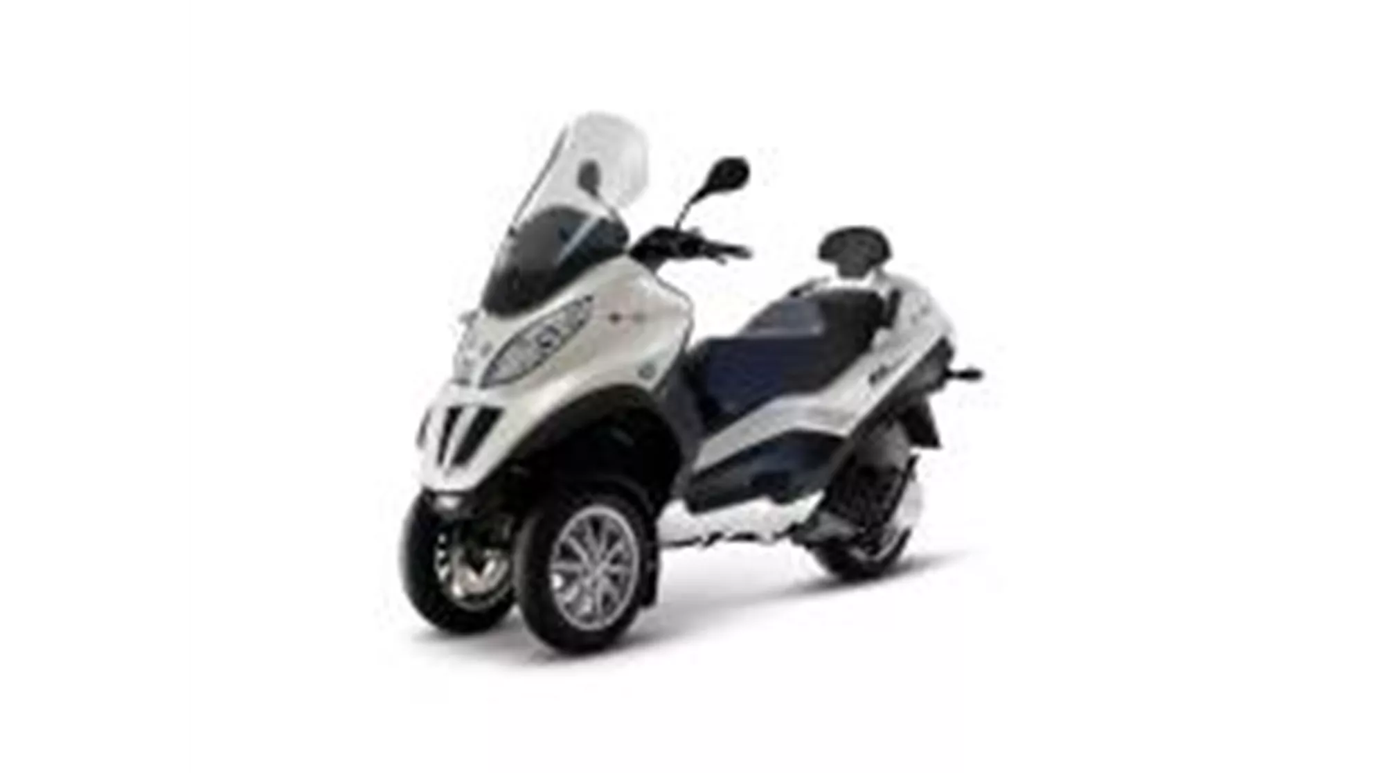 Piaggio MP3 Hybrid 300 LT - Image 3 Piaggio MP3 Hybrid 300 LT - Image 3