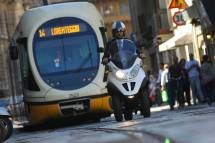 Piaggio MP3 Hybrid 300 LT 2012 - Bild 8