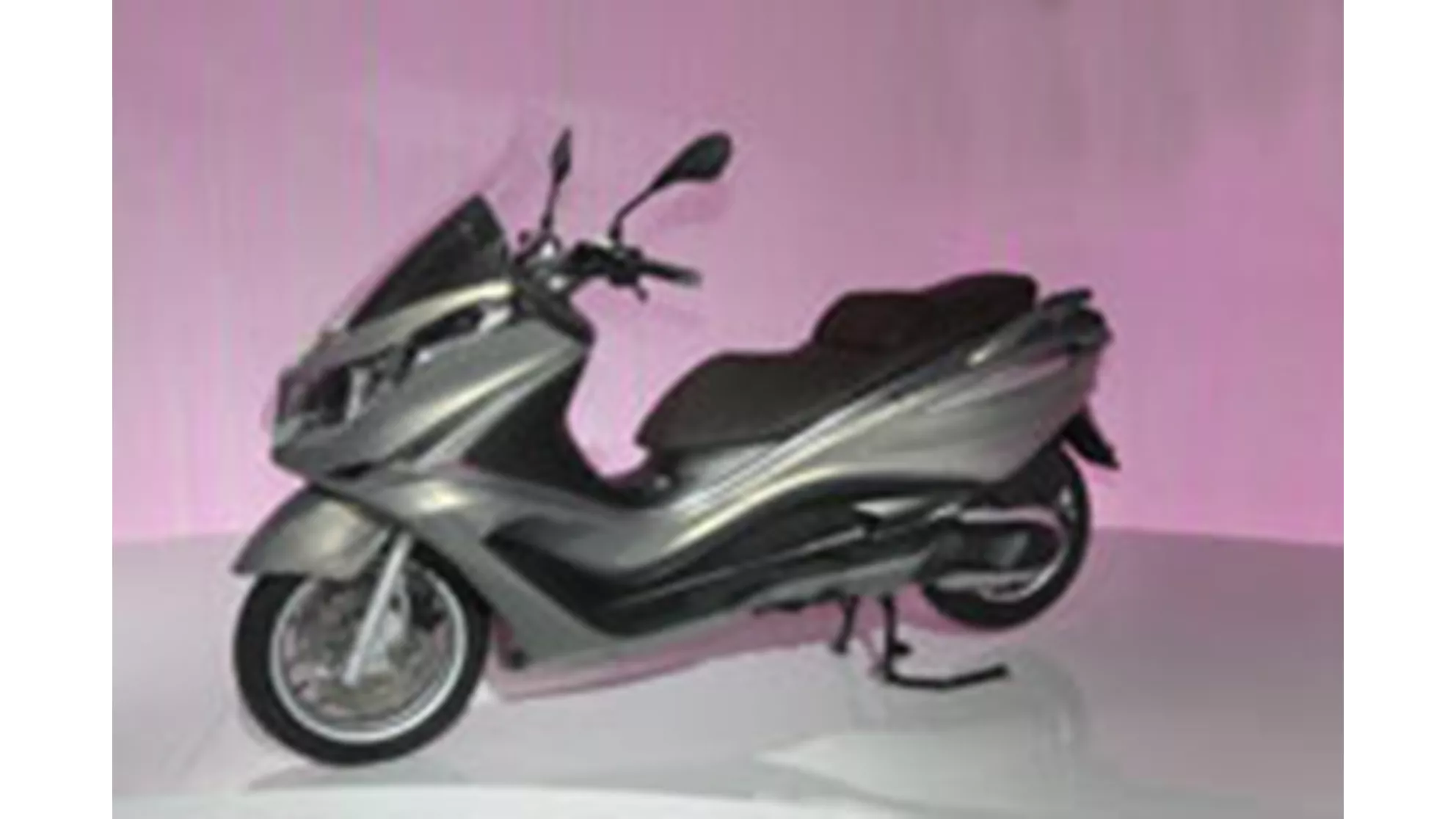 Piaggio X10 500 i.e. ABS - Image 4 Piaggio X10 500 i.e. ABS - Image 4