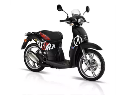 Piaggio Scarabeo 50 Your Z 2012 Piaggio Scarabeo 50 Your Z 2012