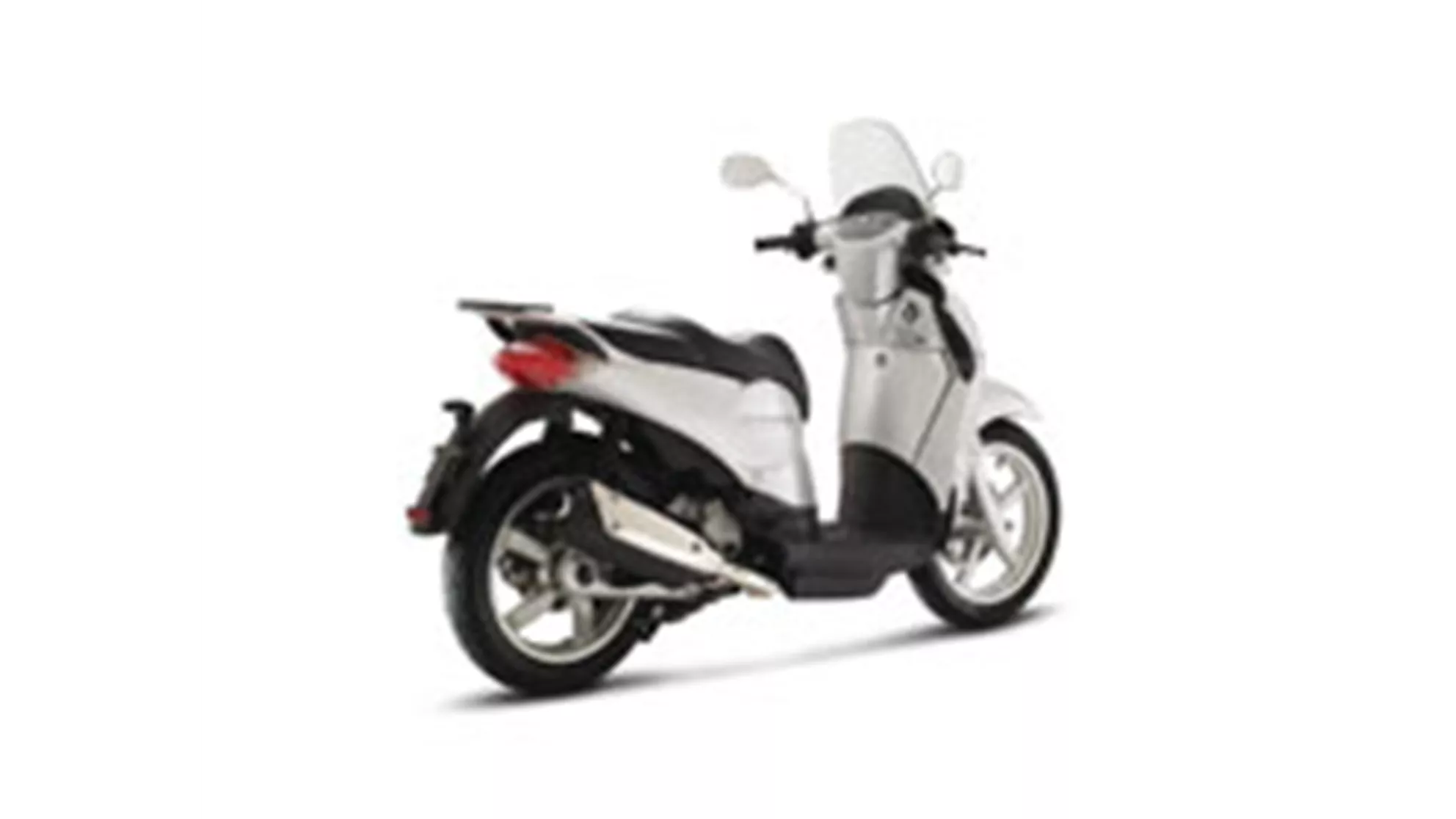 Piaggio Scarabeo 200 i.e. - Image 1 Piaggio Scarabeo 200 i.e. - Image 1