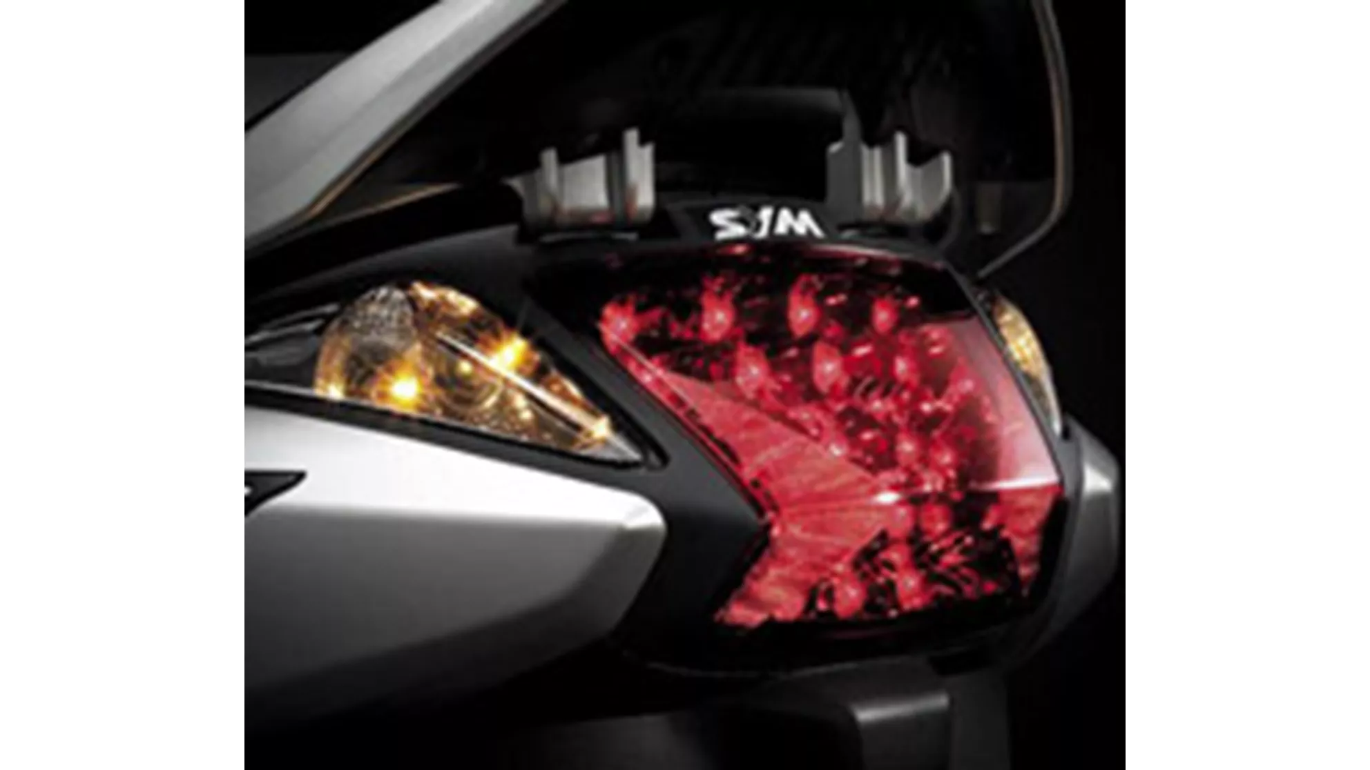 Sym GTS 300i EVO - Image 3 Sym GTS 300i EVO - Image 3