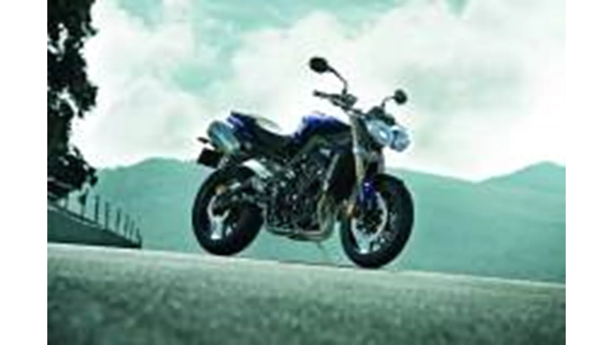 Triumph Street Triple - Image 4 Triumph Street Triple - Image 4