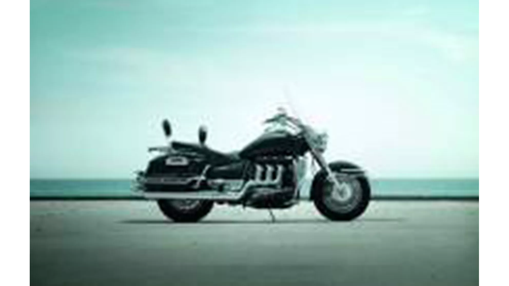 Triumph Rocket III Touring - Image 5 Triumph Rocket III Touring - Image 5