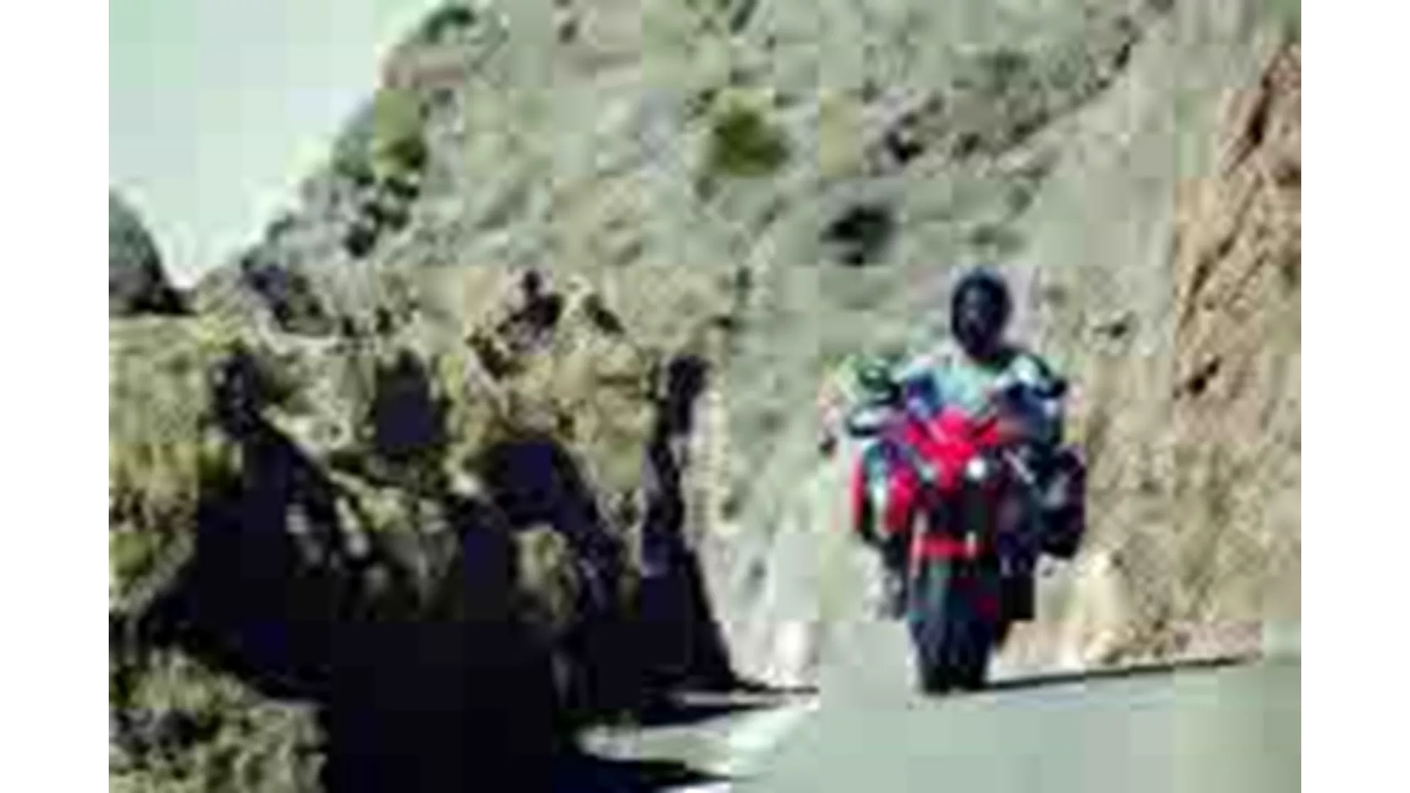 Triumph Tiger 1050 SE - Image 7 Triumph Tiger 1050 SE - Image 7