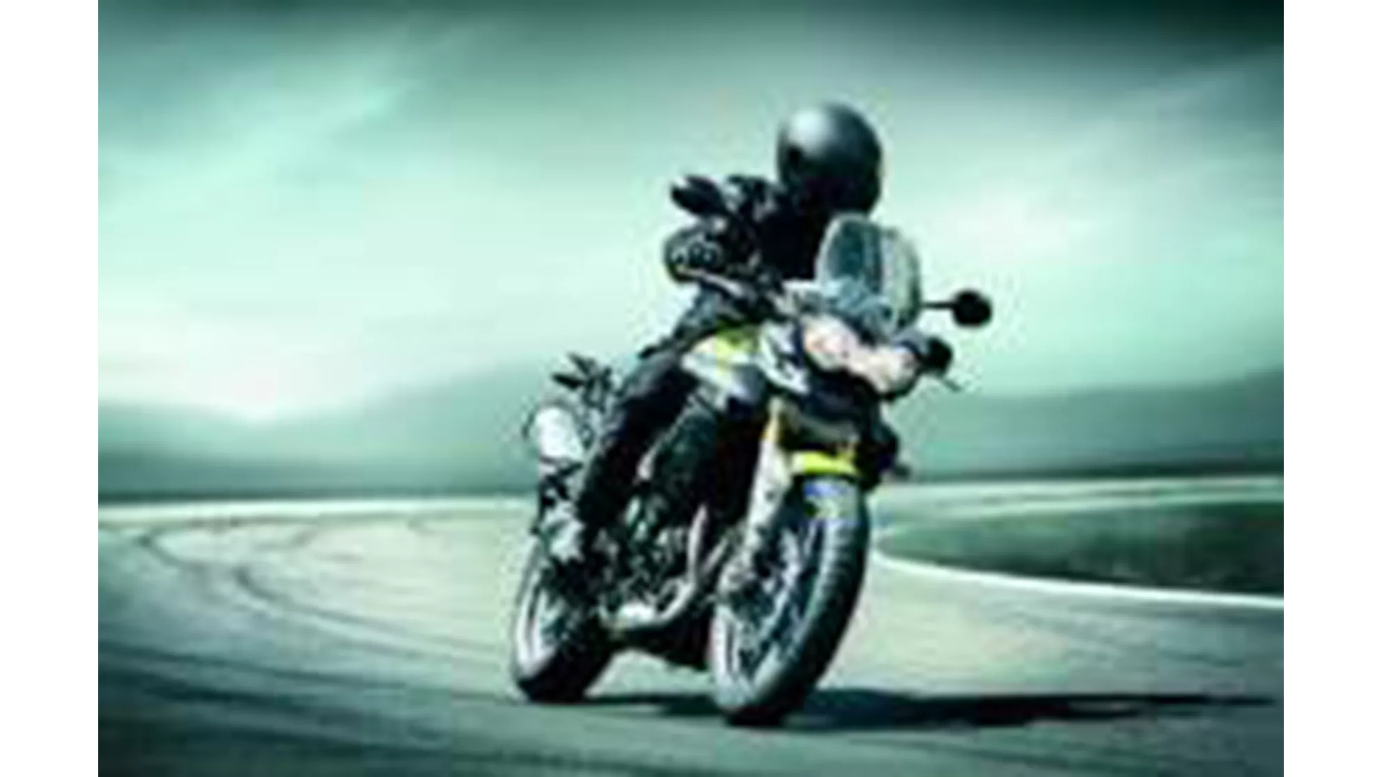 Triumph Tiger 800 - Image 4 Triumph Tiger 800 - Image 4