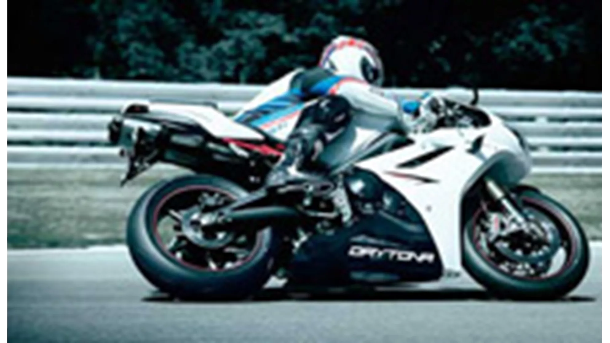 Triumph Daytona 675 R - Image 5 Triumph Daytona 675 R - Image 5