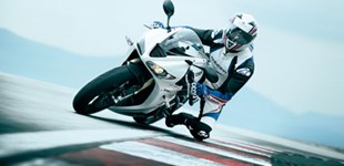 Triumph Daytona 675 R 2012 vs Triumph Daytona 765 Moto2 2020