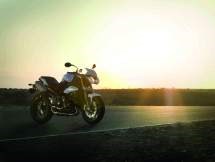 Triumph Speed Triple R 2012 - Bild 3 Triumph Speed Triple R 2012 - Bild 3