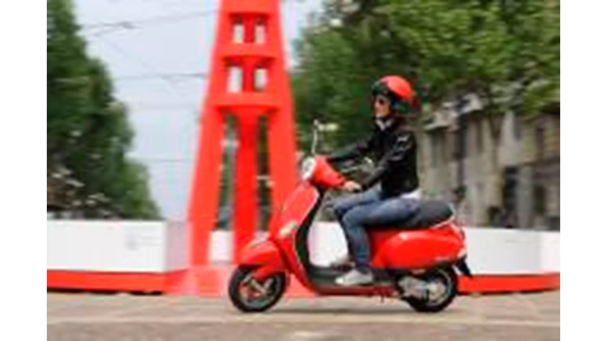 Vespa LX 50 2T - Image 8 Vespa LX 50 2T - Image 8