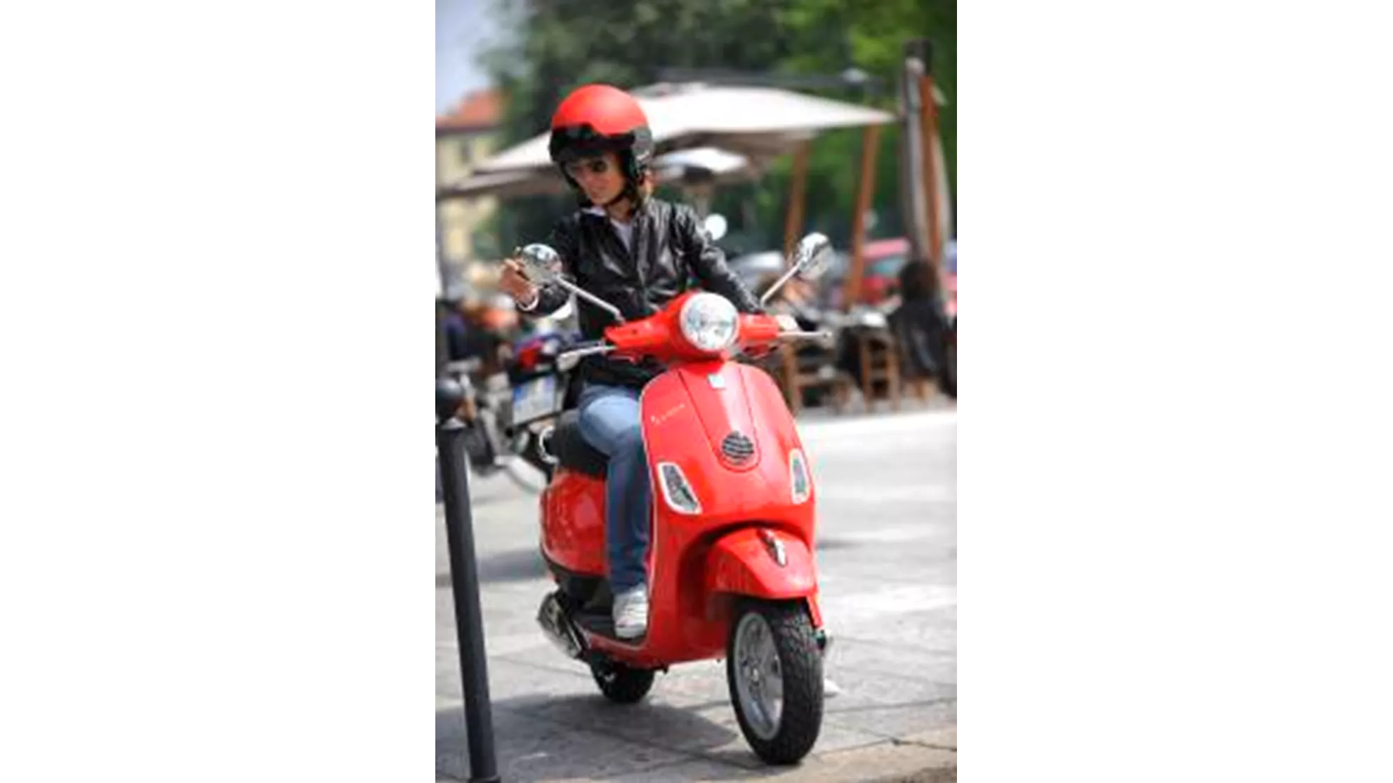 Vespa LX 50 2T - Image 9 Vespa LX 50 2T - Image 9