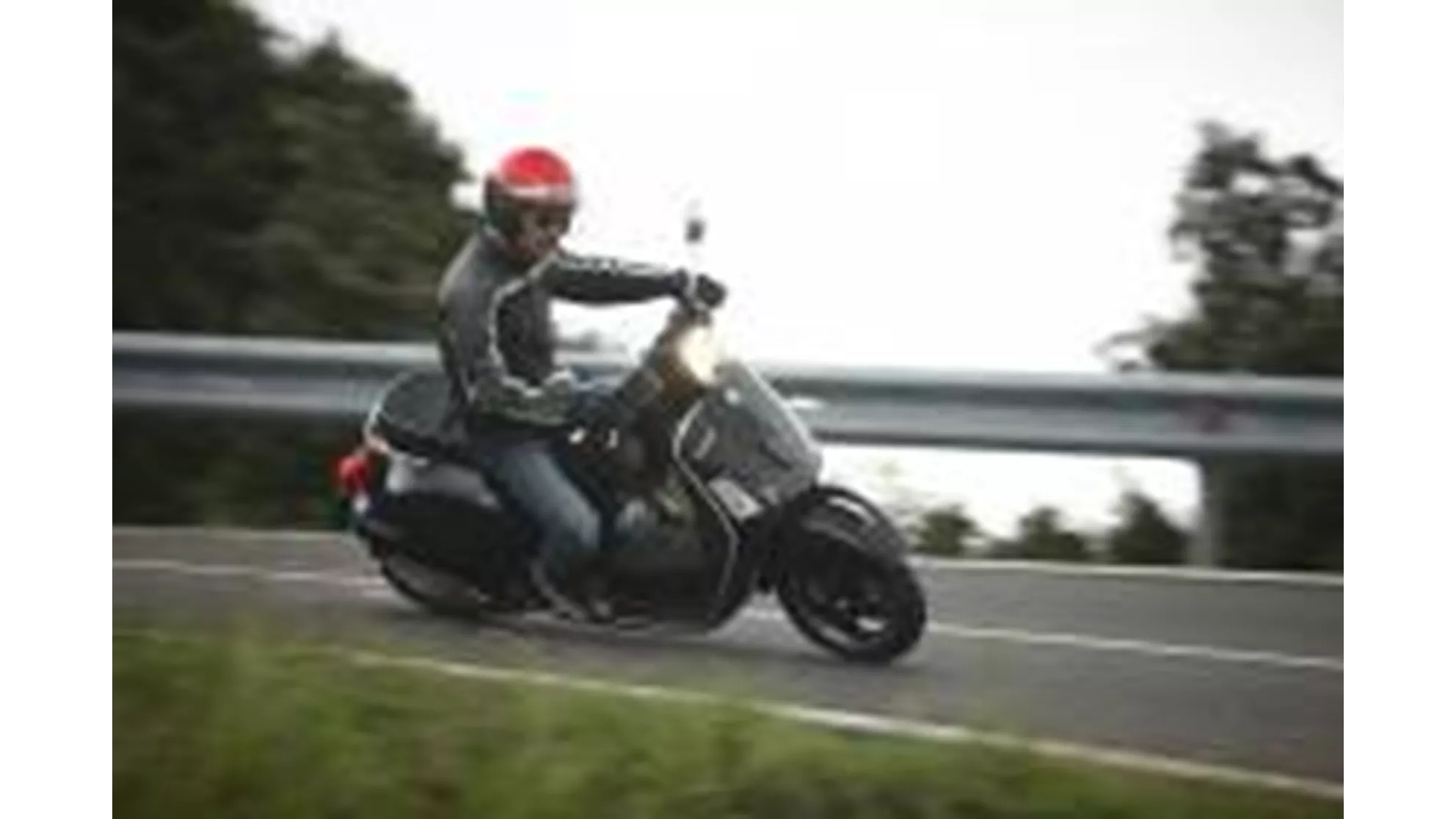 Vespa GTS 300 i.e. Super - Image 1 Vespa GTS 300 i.e. Super - Image 1