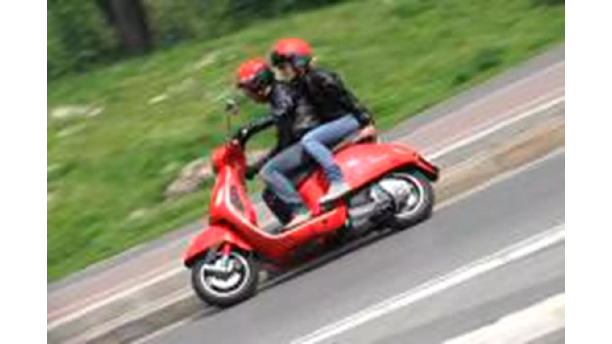 Vespa GTS 125 ie Super - Image 1 Vespa GTS 125 ie Super - Image 1