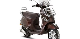 Vespa LX 50 2T Touring 2012 vs Yamaha Aerox Naked 2015