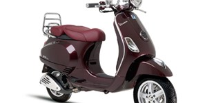 Vespa LXV 125 ie Vie della Moda 2012 vs Vespa LXV 125  Vintage 2011